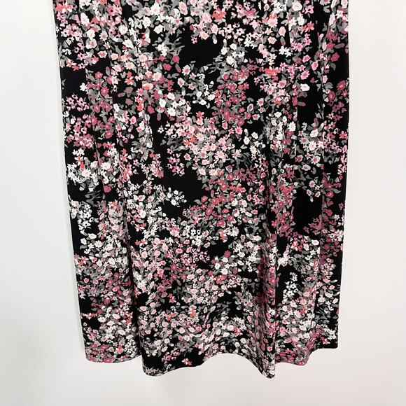 Roz & Ali 8 Black Pink Floral Fit and Flare Pleated Dress Short Sleeve Pockets - Picture 4 of 11